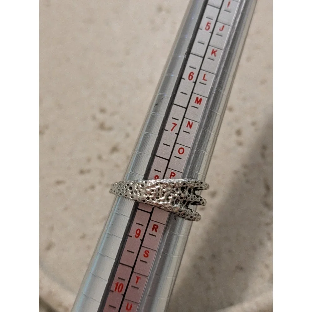 Bird Claw Ring Size 8 In Silver Tone Novelty Whimsical Gothic